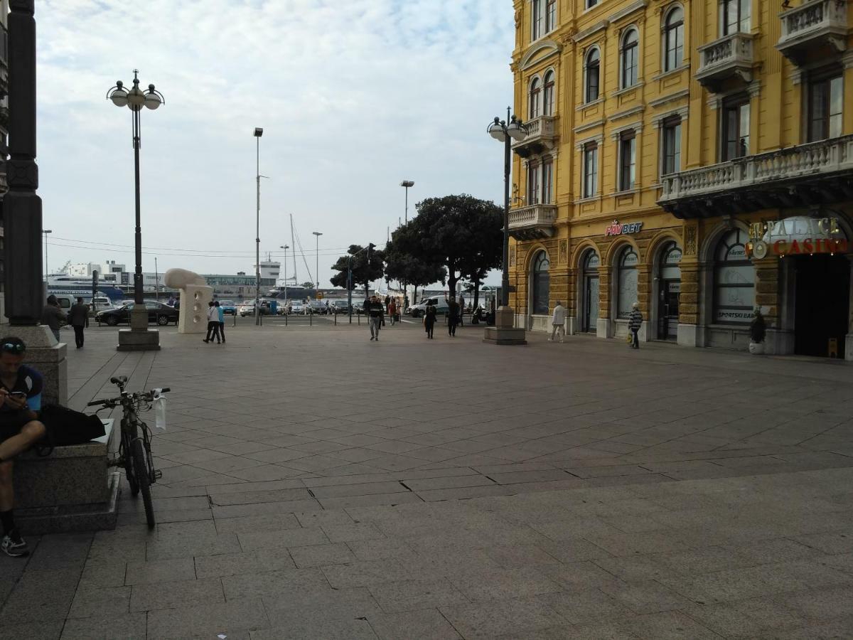 Apartman Diego Lägenhet Rijeka Exteriör bild